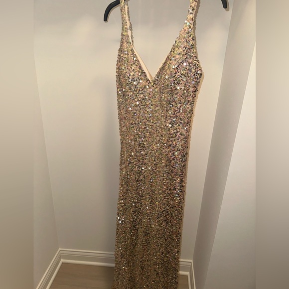 Mac Duggal sparkly dress - Picture 2 of 5